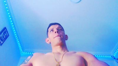 Eugy_dirty2022 webcam model stream image