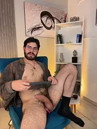 DomBoy_ webcam model stream image