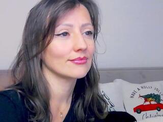 Alexia Cage webcam model stream image