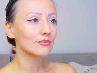 Alexia Cage webcam model stream image