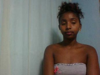 Orzia12 webcam model stream image