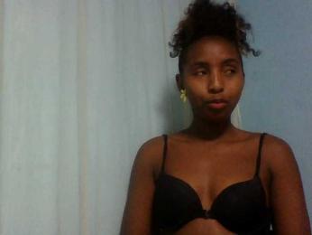 Orzia12 webcam model stream image