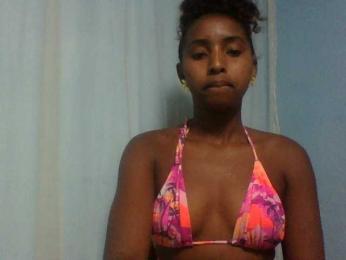 Orzia12 webcam model stream image