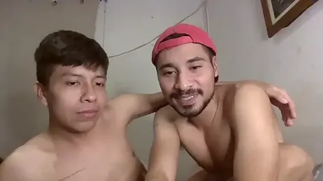 miguelgomher webcam stripchat model stream image