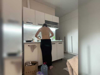 v_-_-_v webcam model stream image