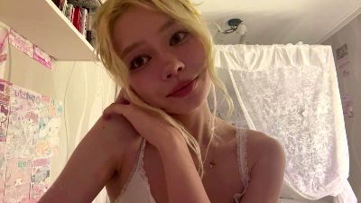 SybleFazekas webcam model stream image