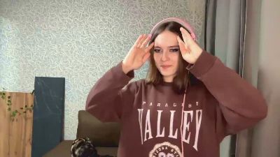 ShainaFraile webcam model stream image