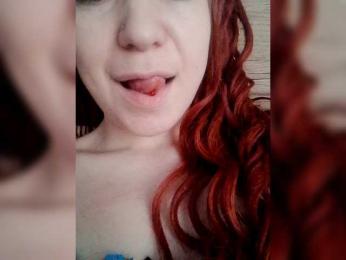 VelvetCrush webcam model stream image