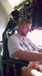 Dickfromspace69 webcam model stream image