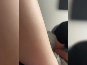 CaysiCouple webcam model stream image