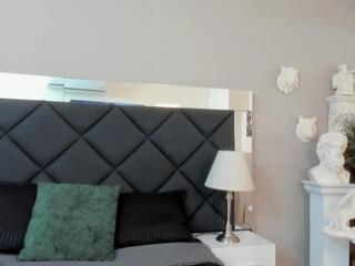 Jax Maxwell webcam model stream image