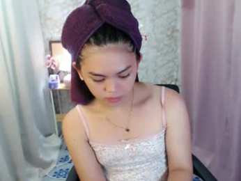 yourlovelytranspinay webcam model stream image