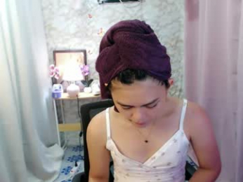 yourlovelytranspinay webcam model stream image