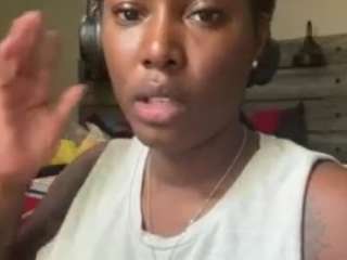 yoursecret1425 webcam model stream image