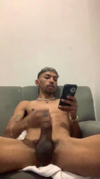 Binhoboss webcam cam4 model stream image