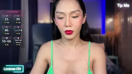 UrdreamTSgirl webcam model stream image