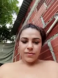 Mommy-Hot webcam model stream image