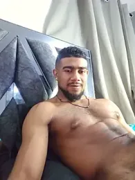 Euse09 webcam stripchat model stream image