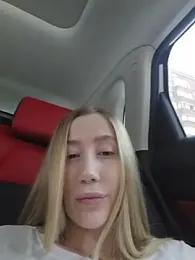 SvetLive webcam model stream image