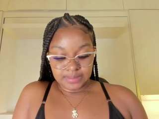 tamarazaki webcam model stream image