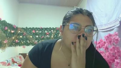 Dulce_cloee webcam model stream image