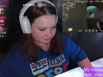 AlinaAdams webcam model stream image