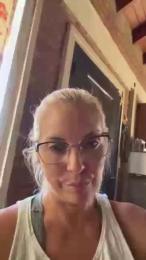 vane1818 webcam model stream image