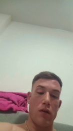 Cristiangonzaa webcam cam4 model stream image