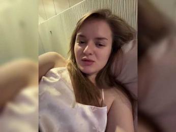 Lunaaaura webcam bongacams model stream image