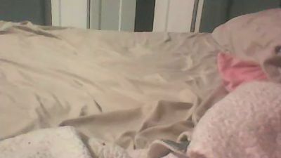 DUMBCANADAIN webcam model stream image