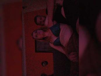 TheDeviantDuo webcam model stream image