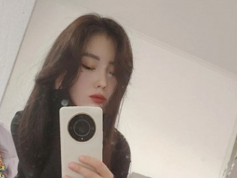 RaeannReimmer webcam model stream image