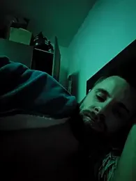 Hot_adem webcam model stream image