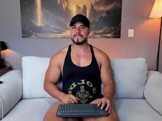 Apolo Makris webcam model stream image