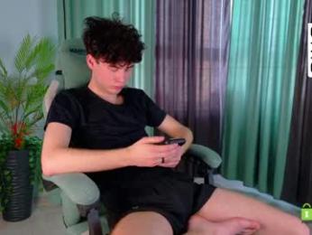 moon_gloww webcam chaturbate model stream image