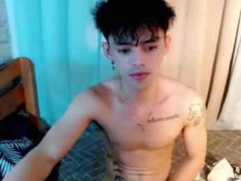 urhunky_boy webcam model stream image