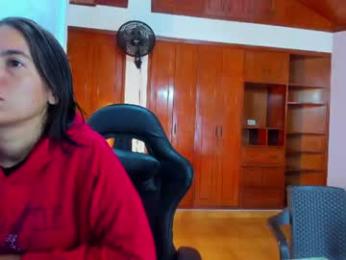 emily_and_soffy webcam model stream image