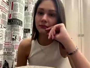 alysastuddiford webcam model stream image
