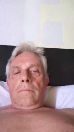 Geag60 webcam model stream image