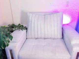 alisummer webcam model stream image