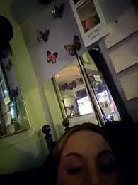 ShysluutGia webcam model stream image