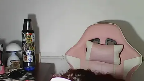 Owly_bloom webcam model stream image