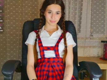 Bella-Rosee4u webcam model stream image
