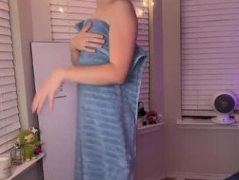 elliee81 webcam chaturbate model stream image