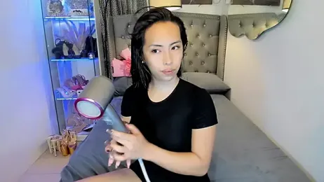 reighnempress webcam model stream image