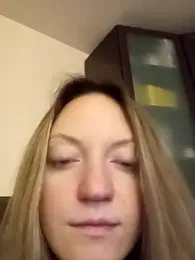 KattyLuuu webcam model stream image