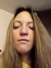 KattyLuuu webcam model stream image