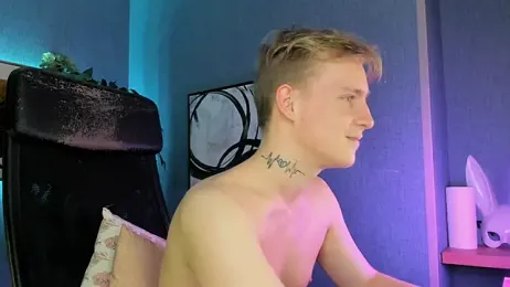 AlexxSweet webcam model stream image