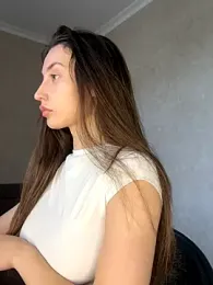 Polli_Kiss webcam model stream image