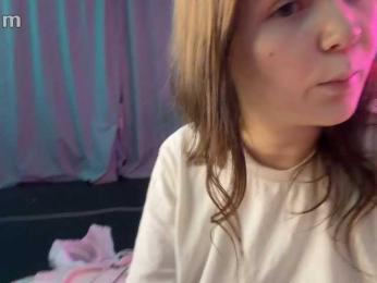 TwoLesbyBaby webcam model stream image